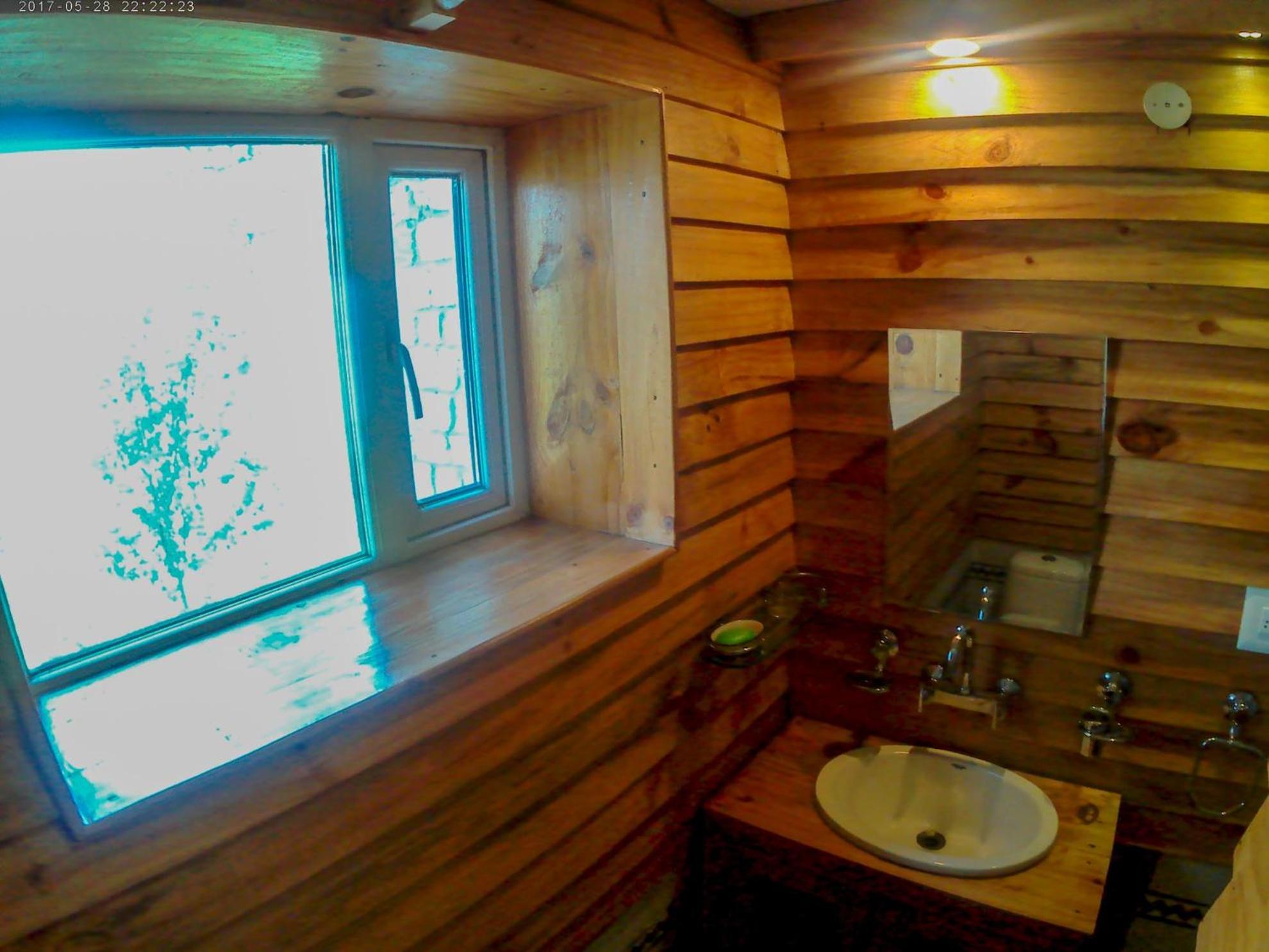 The Tirthan Eagle Nest, Tirthan Valley Jibhi Exterior photo